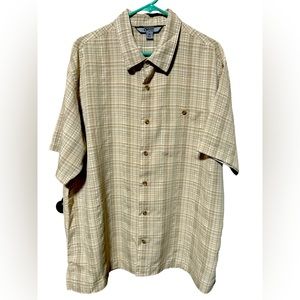 Men’s XL Casual Short Sleeve Shirt